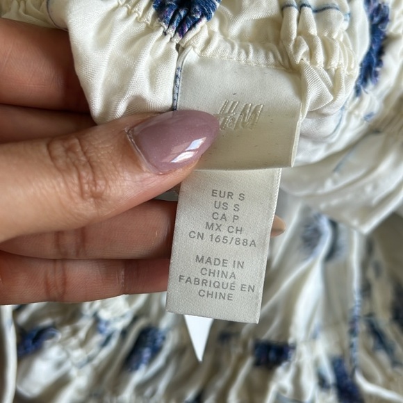 H&M Cream and Blue Floral Dress - Picture 6 of 8
